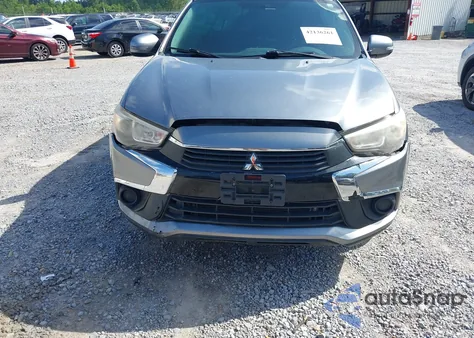 2016 Mitsubishi Outlander Sport 2.0 Es z USA, uszkodzony, nr VIN JA4AP3AUXGZ023014
